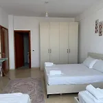 Laerti's Appartement